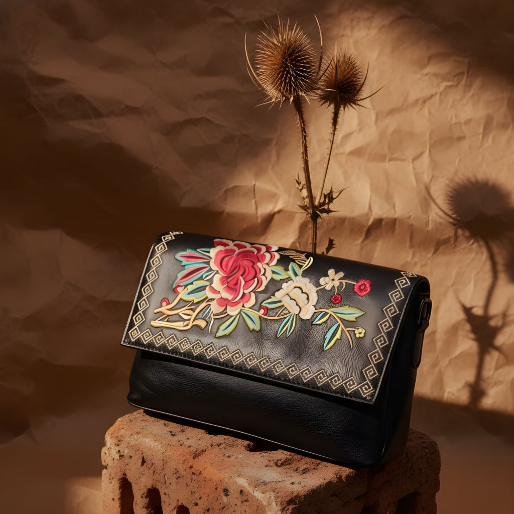 BLACK BLOOM LEATHER SHOULDER BAG